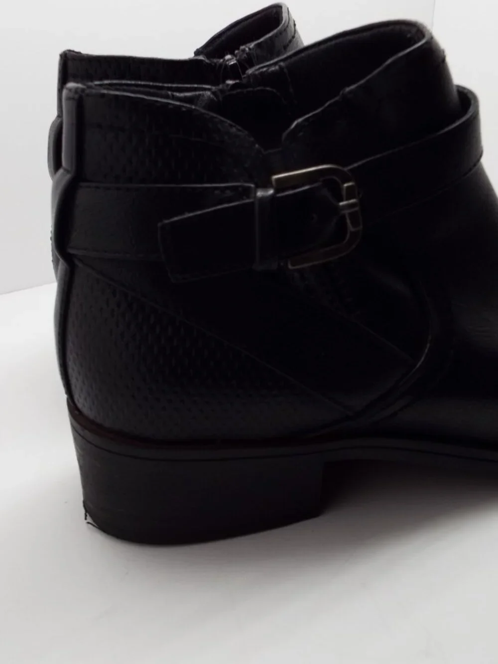 Black Women's BareTraps Ankle Boots